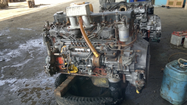 ขายครับ เครื่อง ISUZU 6HH 210 แรง สนใจโทรสอบถามได้นะครับ