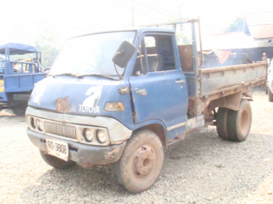 ไดน่า BU10 ดั้ม 6 ล้อ 3 คิว เครื่องเดิมเกียร์ขับขี่ดีเครื่องดี ไดน่า BU10 ดั้ม 6 ล้อ 3 คิว เครื่องเดิมเกียร์ขับขี่ดีเครื่องดี