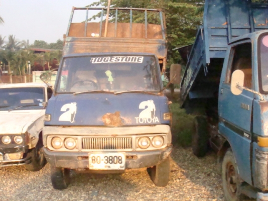 ไดน่า BU10 ดั้ม 6 ล้อ 3 คิว เครื่องเดิมเกียร์ขับขี่ดีเครื่องดี ไดน่า BU10 ดั้ม 6 ล้อ 3 คิว เครื่องเดิมเกียร์ขับขี่ดีเครื่องดี