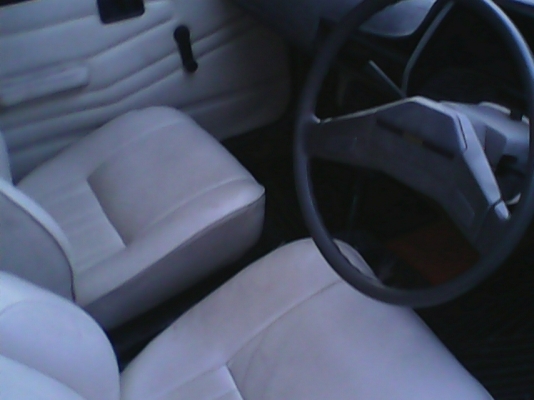 ขายรถสวยพร้อมใช้ nissan sunny 1.3 ff ขายรถสวยพร้อมใช้ nissan sunny 1.3 ff