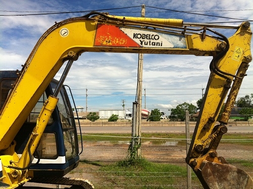รถแบคโฮ KOBELCO SK60-1