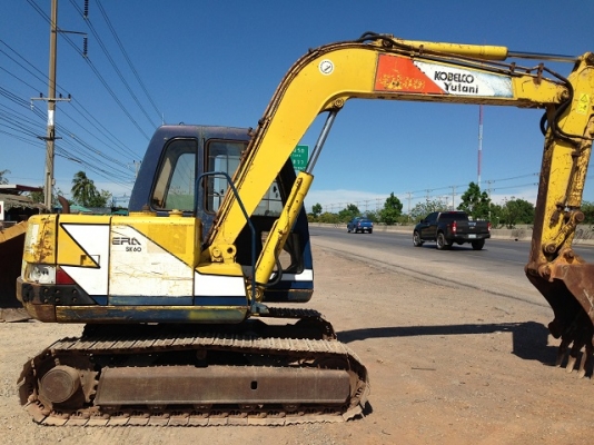 รถแบคโฮ KOBELCO SK60-1