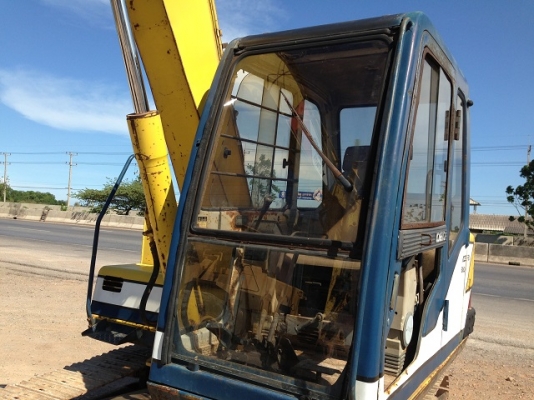 รถแบคโฮ KOBELCO SK60-1