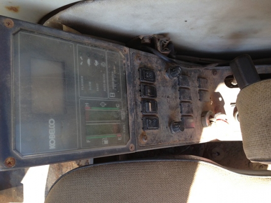 รถแบคโฮ KOBELCO SK60-1