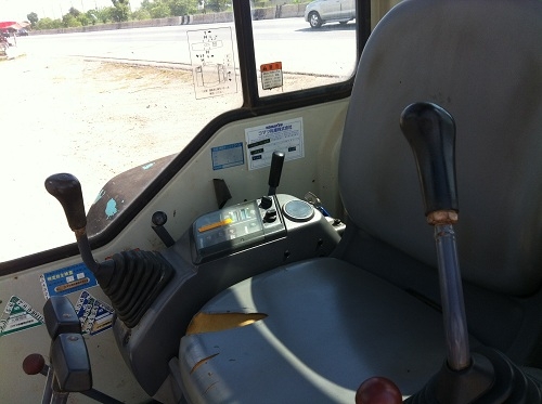 รถแบคโฮ KOMATSU PC35R-8