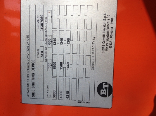 ขายโฟล์กลิฟ ยี่ห้อ BT ปี 2011 ขนาด 1.6ตัน เสาสูง 4.30ม.
