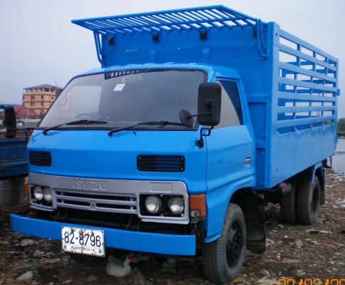 ขาย ISUZU KS22 หกล้อ ดั๊ม