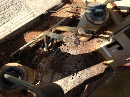 รถแบคโฮ KOMATSU PC60-1 รถแบคโฮ KOMATSU PC60-1