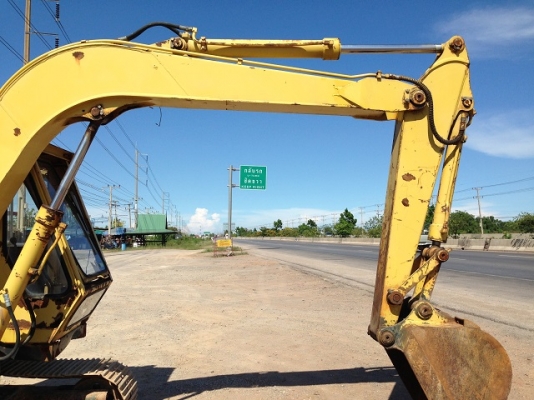 รถแบคโฮ KOMATSU PC60-1 รถแบคโฮ KOMATSU PC60-1