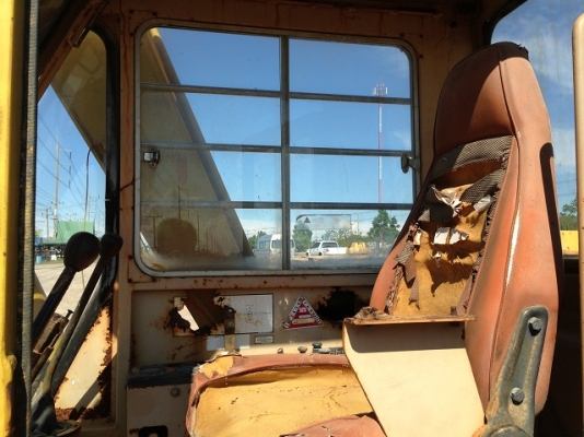 รถแบคโฮ KOMATSU PC60-1 รถแบคโฮ KOMATSU PC60-1