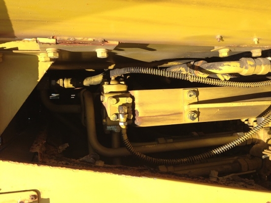 รถแบคโฮ KOMATSU PC60-1 รถแบคโฮ KOMATSU PC60-1