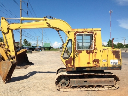 รถแบคโฮ KOMATSU PC60-1 รถแบคโฮ KOMATSU PC60-1