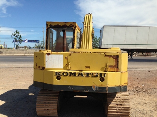รถแบคโฮ KOMATSU PC60-1 รถแบคโฮ KOMATSU PC60-1