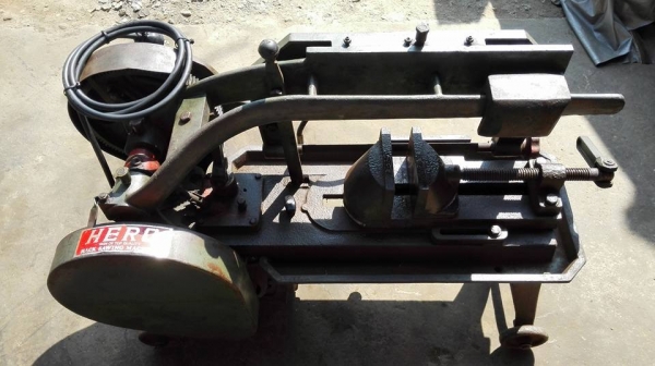 ** SOLD ** เลื่อยชัก HERO 14" มอเตอร์ Mitsu 1/2 HP ไฟบ้าน 220V มีปั้มน้ำ อุปกรณ์ครบทุกชิ้น สภาพใสๆวัยรุ่นชอบ!!