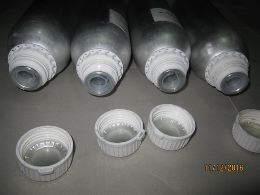 กระป๋องอลูมีเนียมอย่างหนา