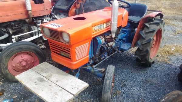 ขายรถไถ