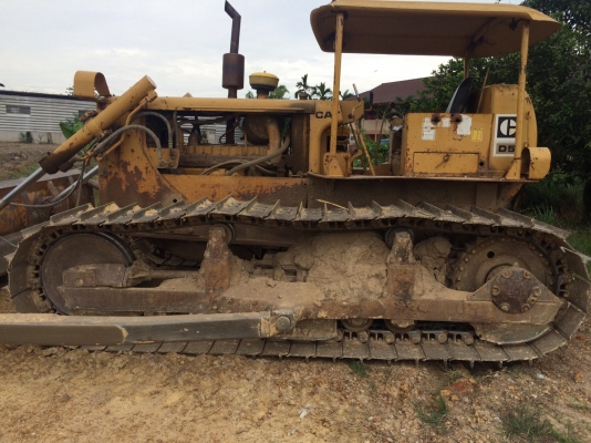 ขายรถแทรกเตอร์CAT-D-5-D รถสวย ทำงานอยู่ครับ ช่วงล่างเต็ม สภาพ 80\% สนใจโทรมาครับ