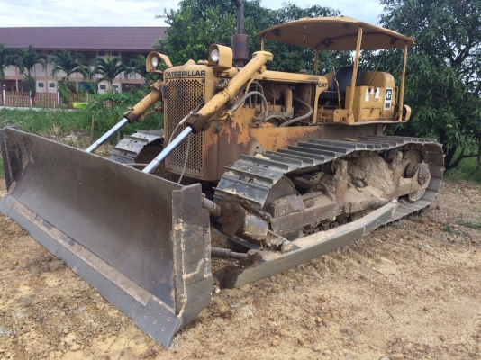 ขายรถแทรกเตอร์CAT-D-5-D รถสวย ทำงานอยู่ครับ ช่วงล่างเต็ม สภาพ 80\% สนใจโทรมาครับ