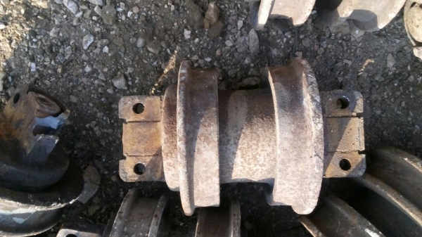 ขายลอนเลอร์ รถแทรกเตอร์ D-4 ขายไม่แพง สภาพตามรูปครับ