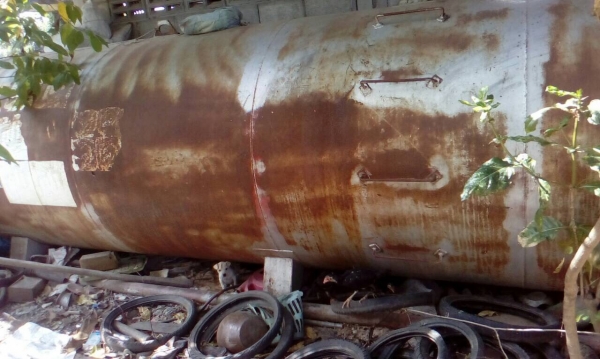 ขายถังน้ำมันดีเซล จุ 10,000ลิตร พร้อมหัวจ่าย ไม่ผุ ไม่รั่ว 85,000บาท