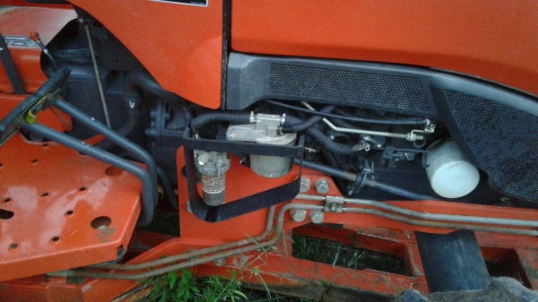 ต้องการขาย kubota 3208sp พร้อมอุปกรณ์ ชั่วโมงน้อย