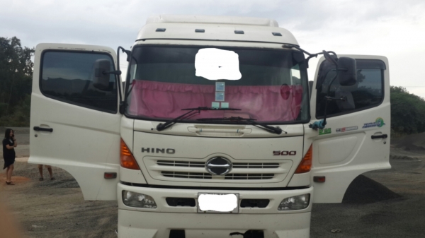 ** ราคา 2,090,000 **หัวลาก ปี54 HINO 344แรง + หางปี54 เซมิดั้มสามมิตรลอนเฉียง สภาพสวยมากๆ พร้อมใช้งา ** ราคา 2,090,000 **หัวลาก ปี54 HINO 344แรง + หางปี54 เซมิดั้มสามมิตรลอนเฉียง สภาพสวยมากๆ พร้อมใช้งา
