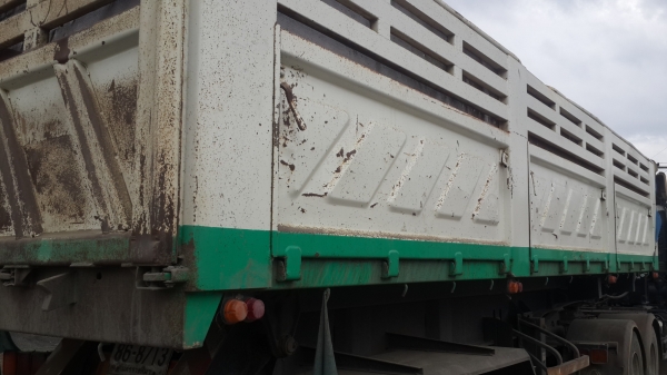 ** ราคา 2,090,000 **หัวลาก ปี54 HINO 344แรง + หางปี54 เซมิดั้มสามมิตรลอนเฉียง สภาพสวยมากๆ พร้อมใช้งา