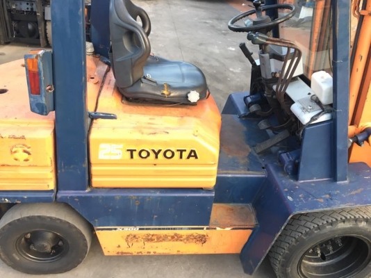 ขายรถโฟล์คลิฟท์และรับสั่งรถโฟล์คลิฟท์เพื่อใช้สำหรับตักยางพาราตักยางก้อนตักยางถ้วยตักขี้ยางตักทะลายปาล์ม ขายรถโฟล์คลิฟท์และรับสั่งรถโฟล์คลิฟท์เพื่อใช้สำหรับตักยางพาราตักยางก้อนตักยางถ้วยตักขี้ยางตักทะลายปาล์ม