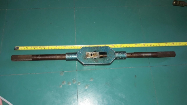 ขายด้ามต๊าปเกลียวNO.4 M9-27 3/8- 1" MADE IN GERMANY. เก่าเก็บ