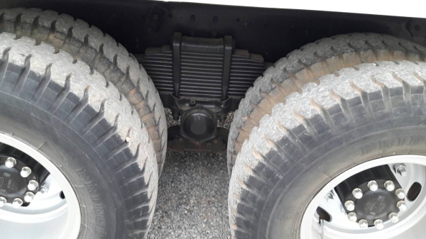 ขาย hino mega 320  ปี 51 ราคาเต็มตั้งที่ 1,850,000ต่อลองรถได้ปีใช้น้อย คับ   รถสวยพร้อมใช้ยางเต็ม ขาย สด-ผ่อนวางเงินดาวประมาณ400,000 ครับ สนใจสอบถามราคาเต็มได้ครับ