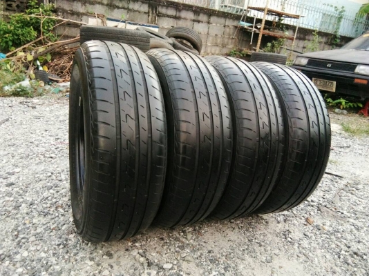 ขายยาง 205/65R15 บริดสโตน อีโคเปีย ยางสัปดาห์ที่32ปี15 ดอกยางสวยไม่แตกลายไม่ร้าวไม่มีปะ จำนวน 1 ชุด 3200