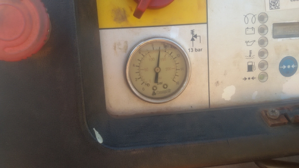 ขายปั๊มลมนำเข้าอังกฤษพร้อมใช้ขนาด134CFM 14 บาร์ ขายปั๊มลมนำเข้าอังกฤษพร้อมใช้ขนาด134CFM 14 บาร์