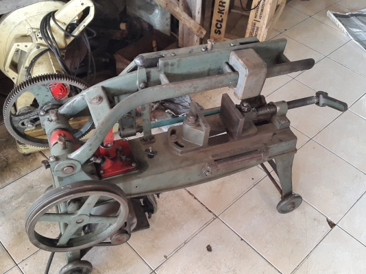 แท่นเลื่อย HERO 14 นิ้ว ไฟบ้าน HITACHI 1/3 แรง พร้อมใช้งาน ด่วนๆๆ 9,000 ต่อรองราคาได้