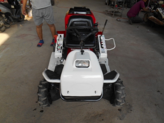 รถตัดหญ้า OREC RMK160 23 แรง พร้อมใช้งาน