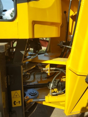 ขายรถตัก จีนรถใหม่ สภาพพร้อมใช้งาน ระบบพร้อมใช้งาน รถใหม่ยังไม่ได้ใช้งาน รถสวยพร้อมลุยงานครับ