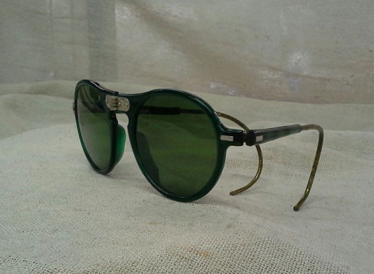 แว่นตาอเมริกันแอนทีค 'นักบินทหารยุคสงครามโลกครั้งที่ 2' Antique WILLSON handmade in USA แว่นตาอเมริกันแอนทีค 'นักบินทหารยุคสงครามโลกครั้งที่ 2' Antique WILLSON handmade in USA