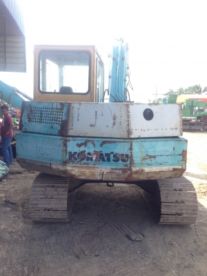 ขายด่วน แม็คโคร KOMATSU PC60-5 สภาพพร้อมใช้งาน เครื่องปั้มดีเยี่ยม รถเก่านอก รถแรงเร็ว ฉีกเลี้ยวได้สบาย โซ่ช่วงล่างเต็ม มีไลน์หัวแย็ก ระบบดีเยี่ยม รถพร้อมทำงานจริง เอกสารใบอินวอยซ์