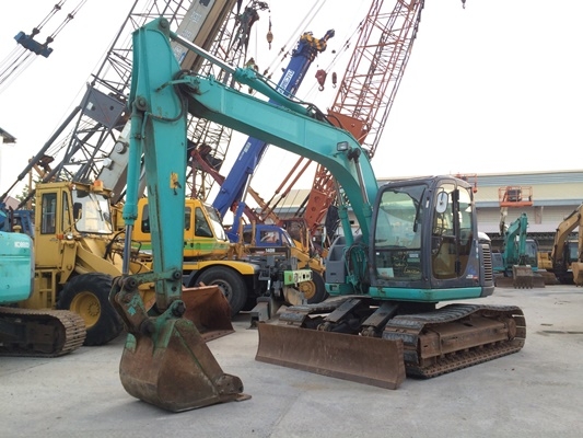 KOBELCO : SK135SR-1ES #YY04 ปี2007 4,295ชม.นำเข้าตรงจากญี่ปุ่นครับ