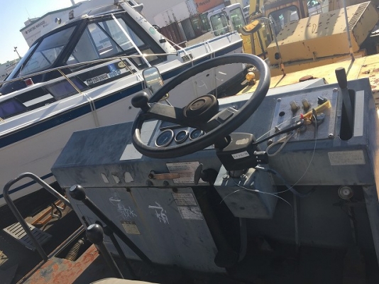 รถบดล้อยาง Komatsu รุ่น JW 210