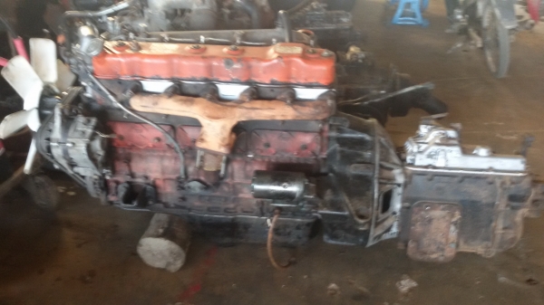 ขายด่วนเครื่องเกียร์ISUZU 6BG1 185แรง พร้อมใช้เครื่องสวยพร้อมใช้นำไปใช้งานได้เลย