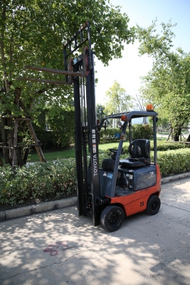 ขาย FOLKLIFT TOYOTA จิ๋วแต่แจ๋ว ยก 700-800 `KG