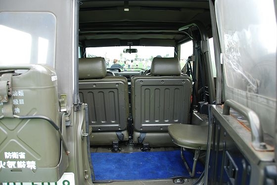 เบาะลิงรถสวยๆๆ แปลงใส่ได้หลายรุ่น พับเก็บได้ มีเข้ามาอีกคู่