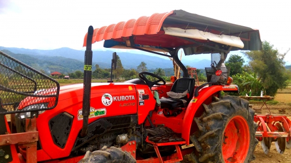 รถแทรกเตอร์ รุ่น L5018VT
