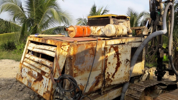 ขายรถเจาะหิน เครื่องดอยร์ 6สูบ ยี่ห้อ TOYOTA สินค้าเก่านอก ขายราคา 480,000 บาท ขายรถเจาะหิน เครื่องดอยร์ 6สูบ ยี่ห้อ TOYOTA สินค้าเก่านอก ขายราคา 480,000 บาท