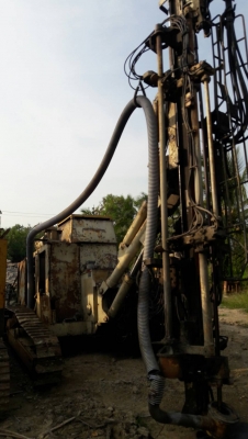 ขายรถเจาะหิน เครื่องดอยร์ 6สูบ ยี่ห้อ TOYOTA สินค้าเก่านอก ขายราคา  480,000 บาท