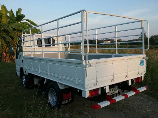 ISUZU NKR 4 ล้อไม่ติดเวลา 120 แรง คัสซีสวย เครื่องดี หัวยกได้ แอร์เย็น กระบะเหล็ก