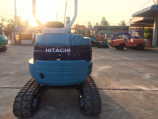 รถขุด Hitachi EX30U มือสองนำเข้าจากญี่ปุ่น ทำสีใหม่ พร้อมใช้งาน รถขุด Hitachi EX30U มือสองนำเข้าจากญี่ปุ่น ทำสีใหม่ พร้อมใช้งาน