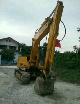 แบคโฮ KOMATSU รุ่น PC 120 -5 แบคโฮ KOMATSU รุ่น PC 120 -5