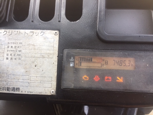 ขายโฟล์คลิฟท์  TOYOTA โตโยต้า 8FD15 1.5ตัน-รุ่น8 เครื่องยนต์เบนซินหัวฉีดติดง่ายประหยัด เกียร์ออโต้ เสา3เมตร