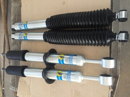 ขายโช้คบิวสไตน์กระบอกเงินUSAยกสองนิ้วใส่วีโก้4Wหรือรีโวก็ได้ครับ